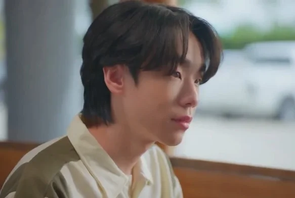 Кадр к 6 серии «Обратно со мной»