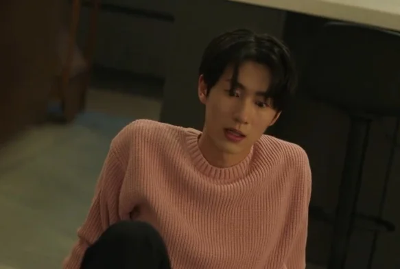 Кадр к 6 серии «Тайные отношения»