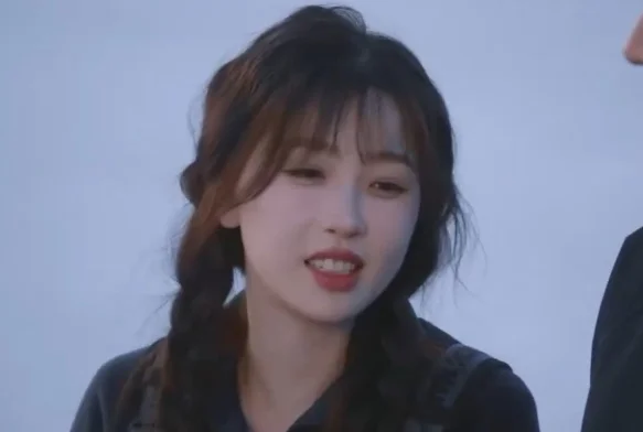 Кадр к 11 серии «Тсс, король спит»