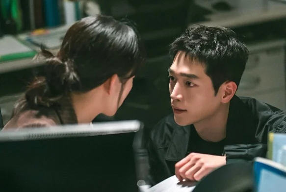 Кадр к 8 серии «Старшая школа под прикрытием»