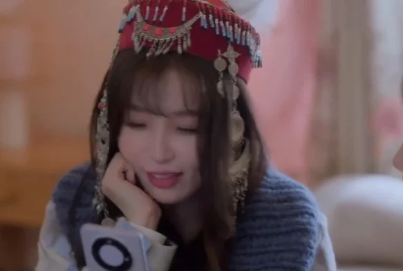 Кадр к 12 серии «Тсс, король спит»