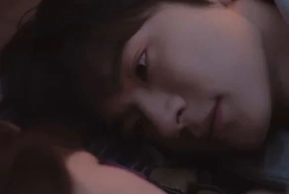 Кадр к 13 серии «Тсс, король спит»