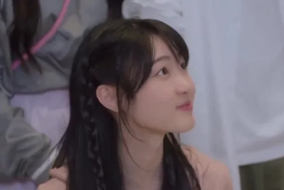 Кадр к 15 серии «Тсс, король спит»