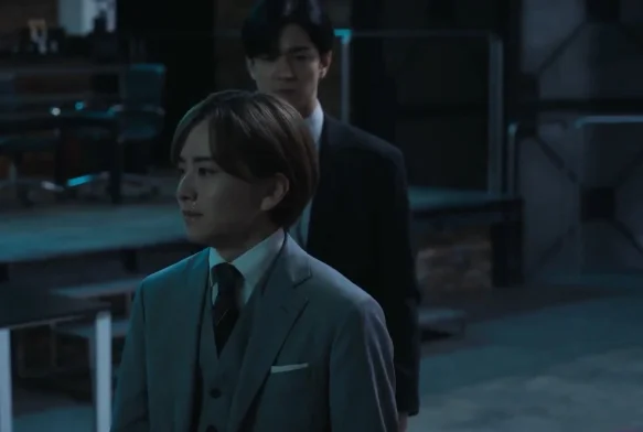 Кадр к 1 серии «Совершенно секретно»