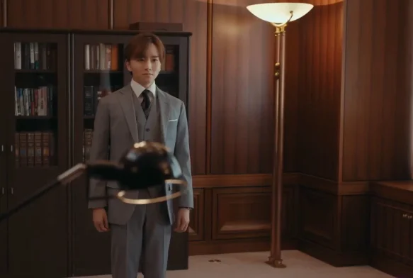 Кадр к 1 серии «Совершенно секретно»