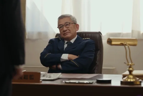 Кадр к 2 серии «Совершенно секретно»