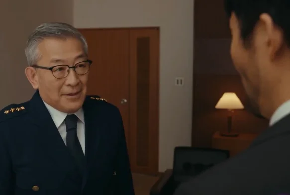 Кадр к 2 серии «Совершенно секретно»