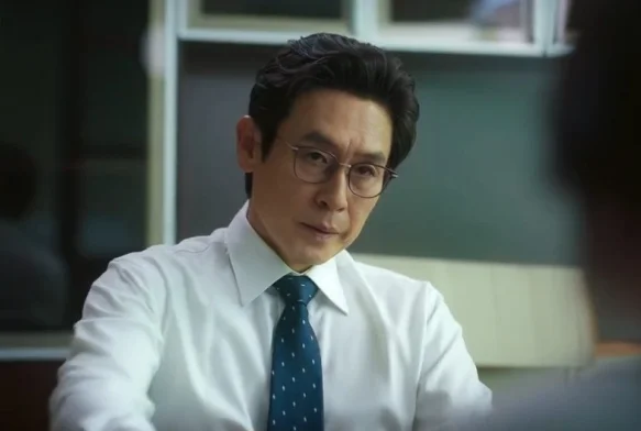 Кадр к 2 серии «Гипер нож»