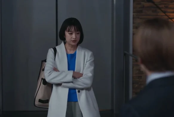 Кадр к 4 серии «Совершенно секретно»