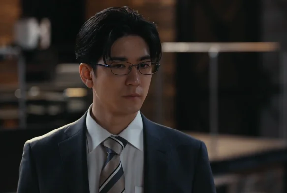 Кадр к 7 серии «Совершенно секретно»