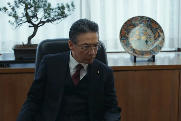 Кадр к 7 серии «Совершенно секретно»