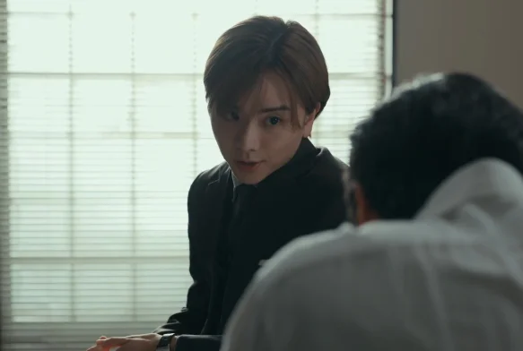 Кадр к 8 серии «Совершенно секретно»