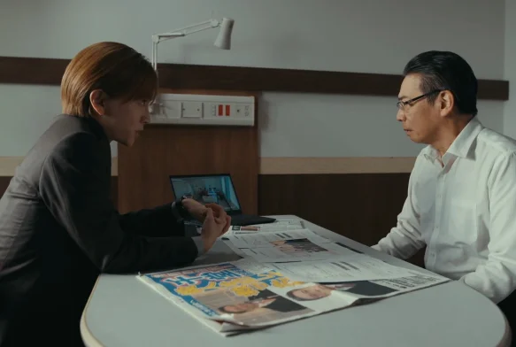 Кадр к 8 серии «Совершенно секретно»