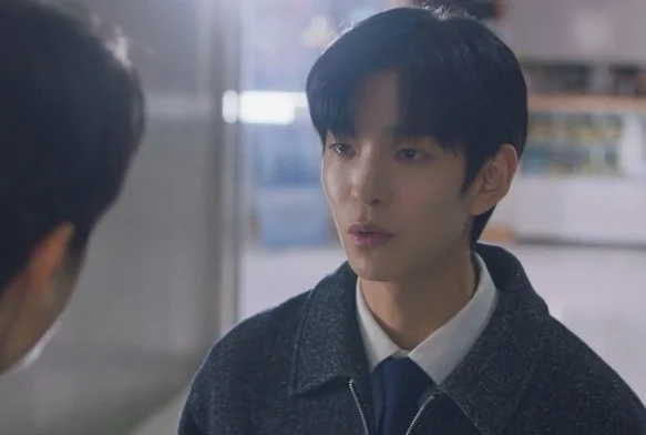 Кадр к 7 серии «Тайные отношения»