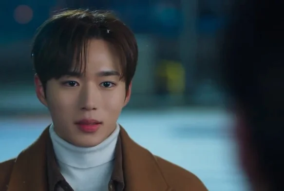 Кадр к 8 серии «Тайные отношения»