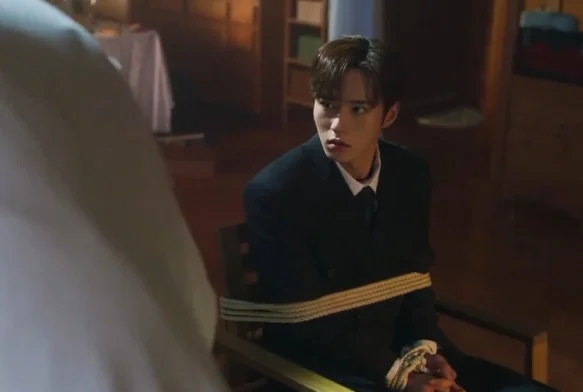 Кадр к 8 серии «Тайные отношения»