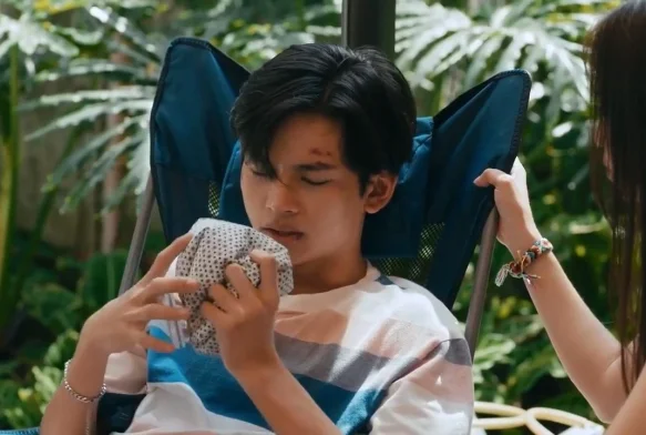 Кадр к 12 серии «Жемчужина класса Е»