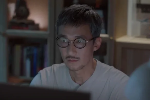 Кадр к 19 серии «Тсс, король спит»