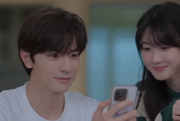 Кадр к 19 серии «Тсс, король спит»