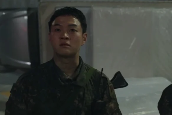 Кадр к 8 серии «Ньютопия»