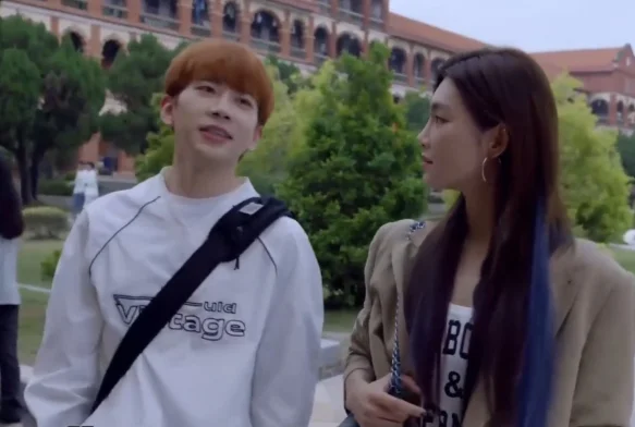 Кадр к 20 серии «Тсс, король спит»