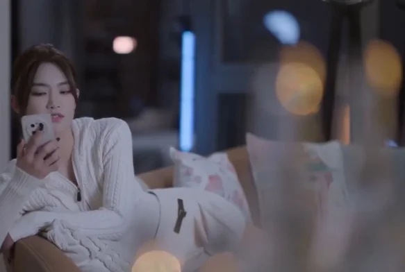 Кадр к 21 серии «Тсс, король спит»