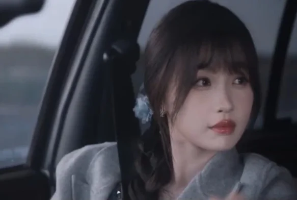 Кадр к 23 серии «Тсс, король спит»