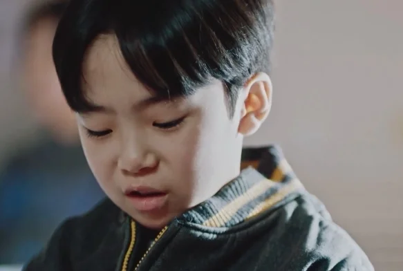 Кадр к 9 серии «Старшая школа под прикрытием»