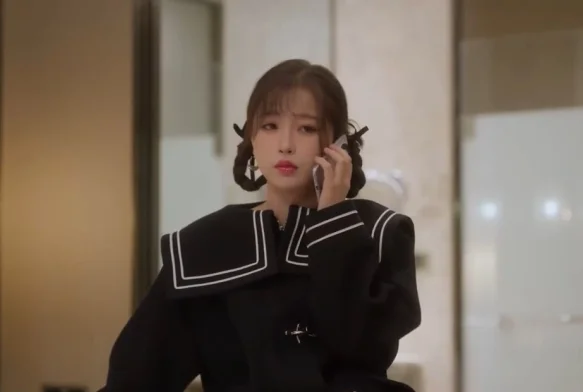 Кадр к 21 серии «Тсс, король спит»