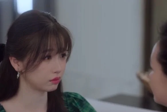 Кадр к 22 серии «Тсс, король спит»