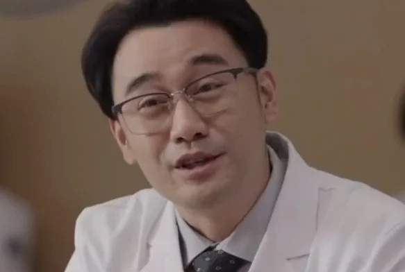 Кадр к 1 серии «Общество доброй воли»