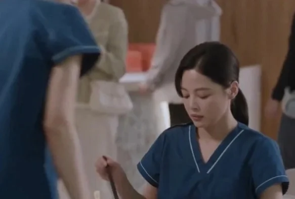 Кадр к 2 серии «Общество доброй воли»