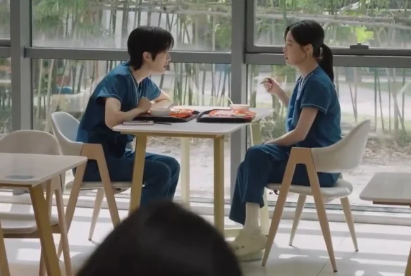 Кадр к 5 серии «Общество доброй воли»