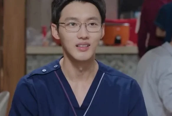 Кадр к 6 серии «Общество доброй воли»