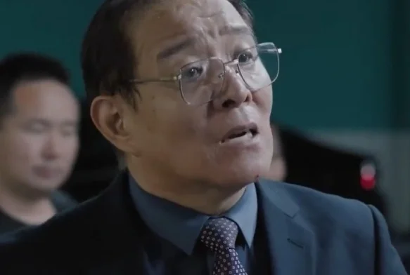 Кадр к 9 серии «Общество доброй воли»