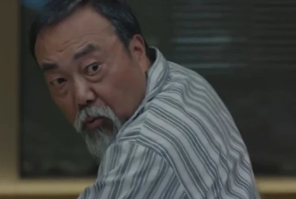 Кадр к 9 серии «Общество доброй воли»