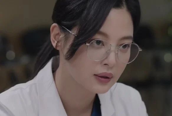 Кадр к 10 серии «Общество доброй воли»