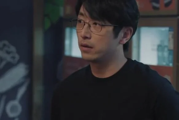 Кадр к 13 серии «Общество доброй воли»