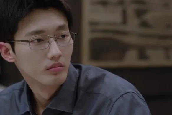 Кадр к 25 серии «Общество доброй воли»