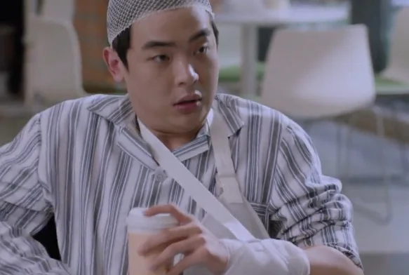 Кадр к 28 серии «Общество доброй воли»