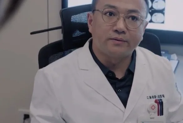 Кадр к 35 серии «Общество доброй воли»