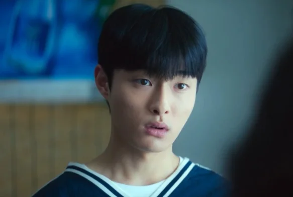 Кадр к 3 серии «Гипер нож»