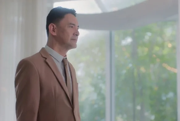 Кадр к 8 серии «Обратно со мной»