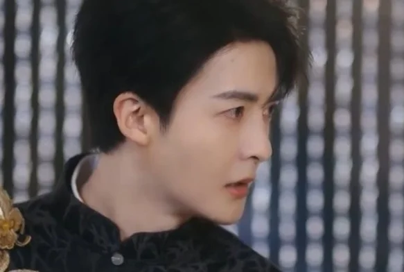 Кадр к 21 серии «Птица в ладони»