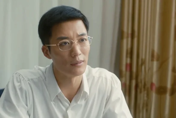 Кадр к 10 серии «Обжигающая весна»