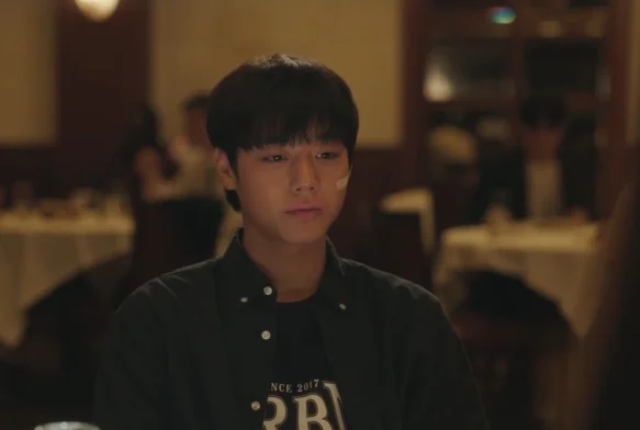 Кадр к 5 серии «Слабый герой»