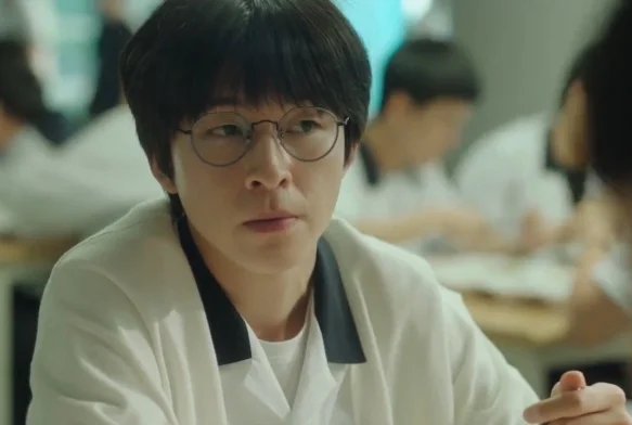 Кадр к 5 серии «Слабый герой»