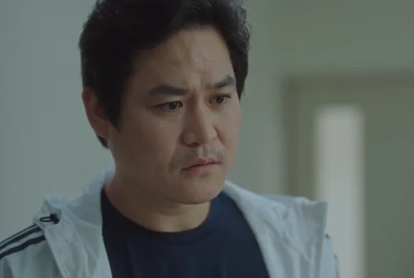 Кадр к 7 серии «Слабый герой»