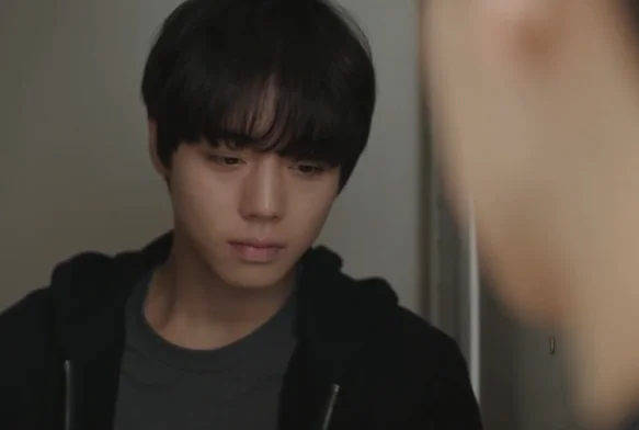 Кадр к 7 серии «Слабый герой»