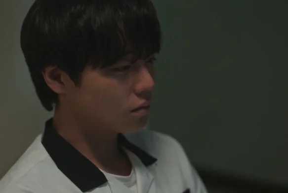 Кадр к 8 серии «Слабый герой»